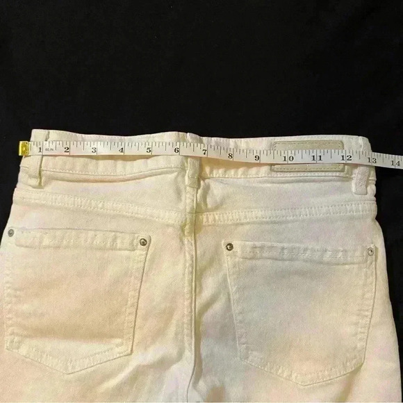 Zara Women Premium Denimwear Collection Jeans Off-white Color Size 2 - Picture 9 of 16